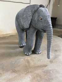 Скульптура Слоненок в натуральную величину