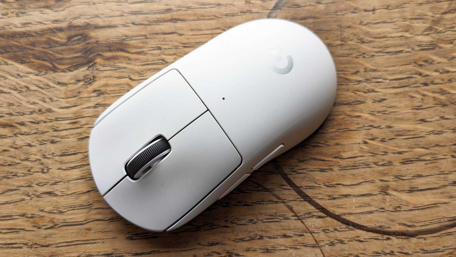 Геймърска мишка Logitech G Pro X Superlight 2  White / Бяла