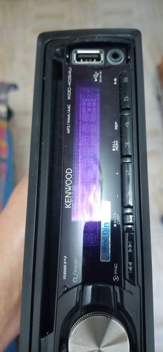 Când radio-casetofon auto Kenwood,nou