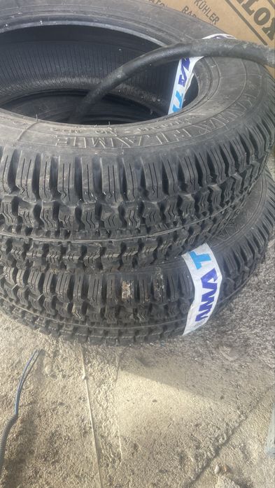 Продам новую резину 205/70/16