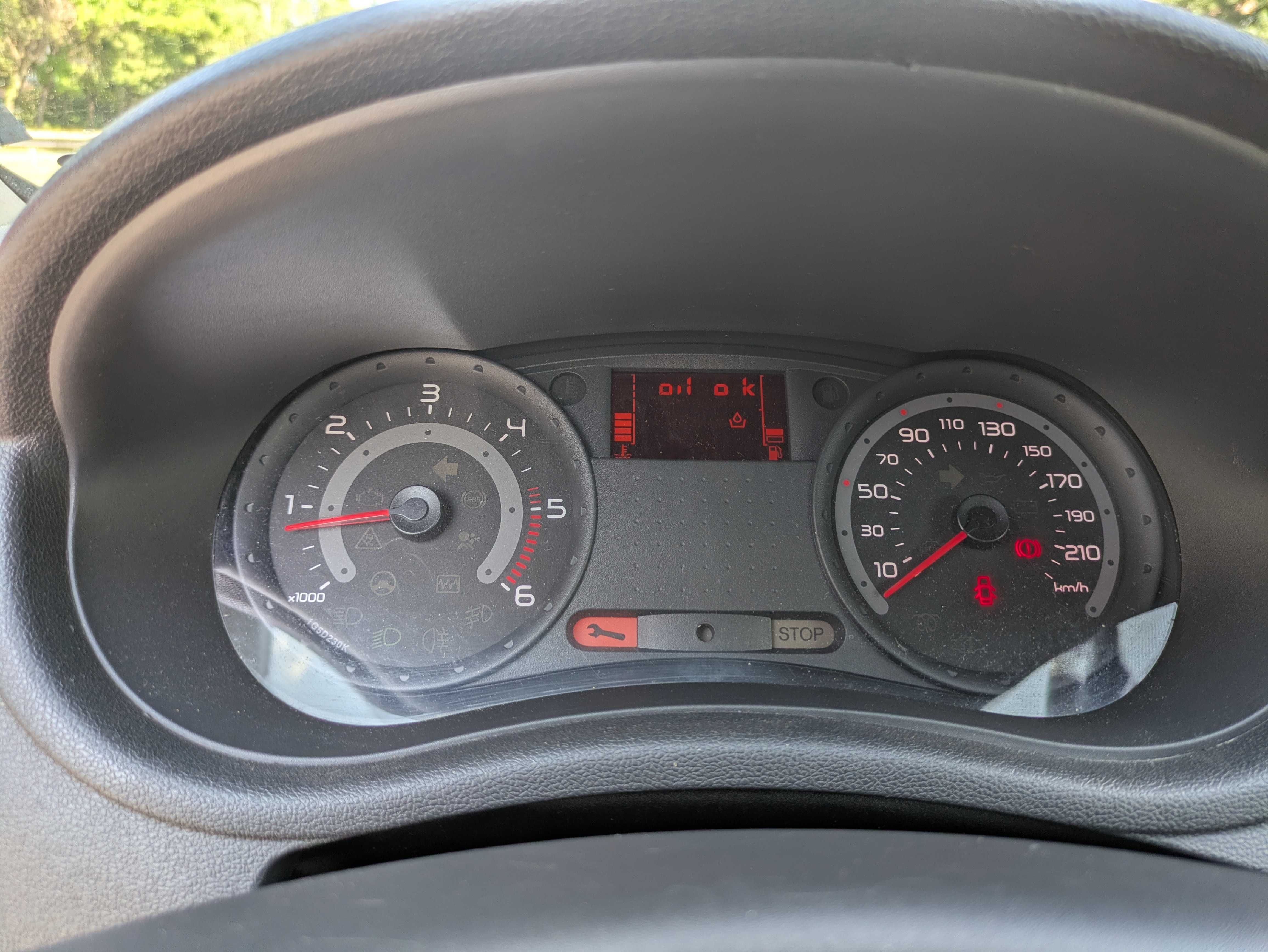 Renault Clio 1.5dci 86,к.с