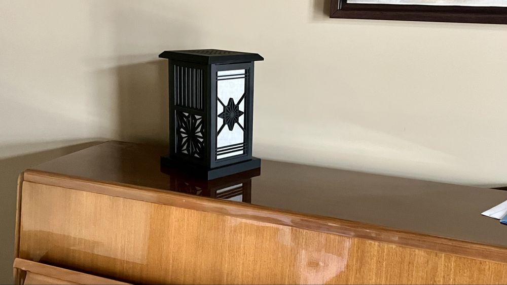 Ръчно изработена лампа стил “kumiko”