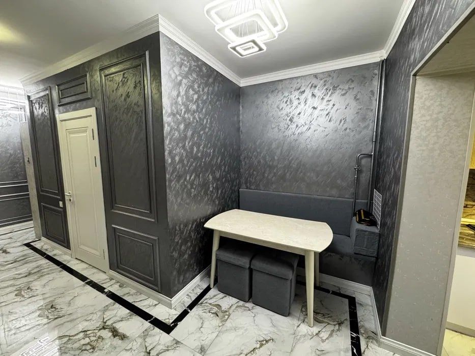 Хонадон сотилади! Сергели 1, 2 хонали, 5-кават. Евроремонт