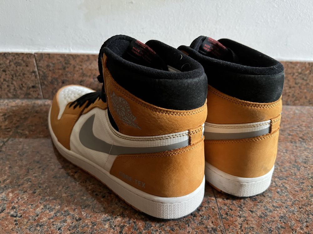 Nike Air Jordan 1 marimea 45.5