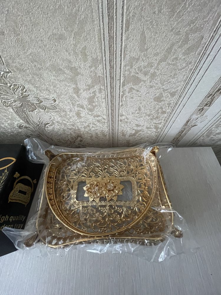 Продам подставку  на стол.