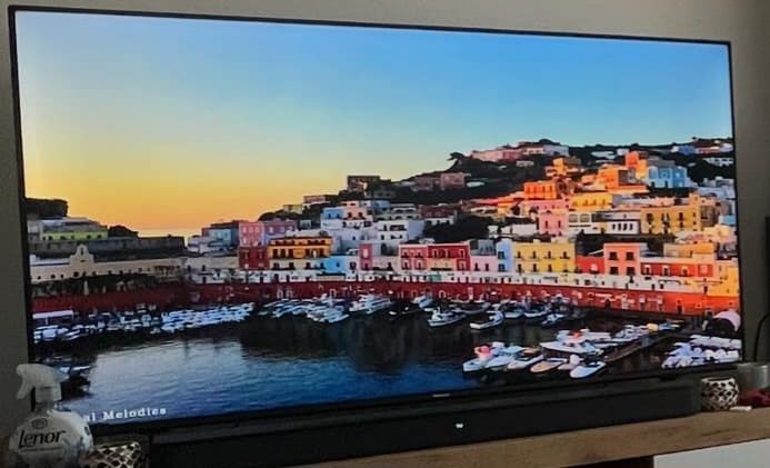 TV Hisense UHD 4k, 139 cm