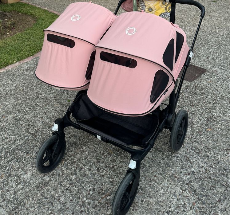 Carucior Bugaboo Donkey 3 – varianta pentru gemeni