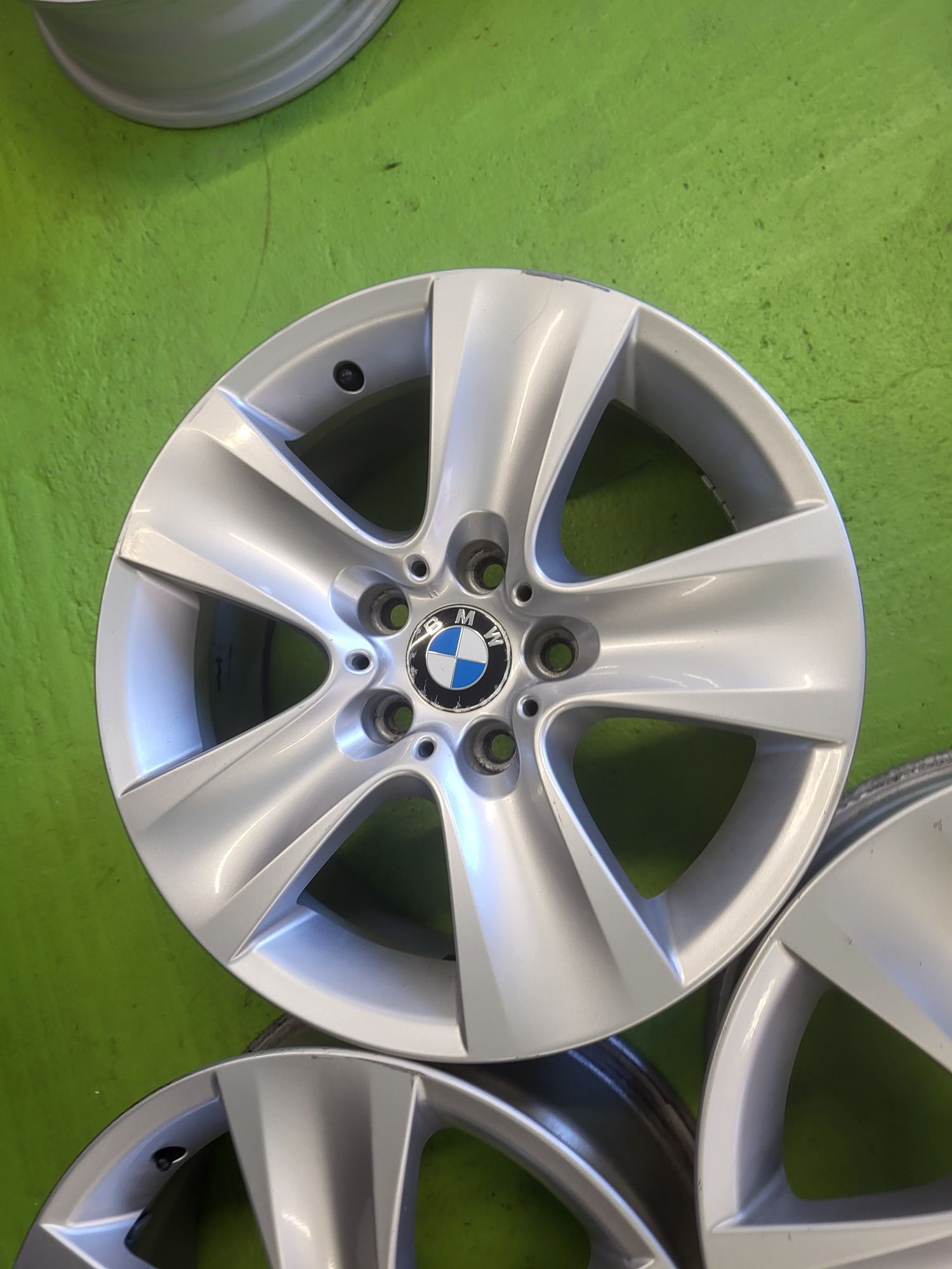 3 бр 17 5x120 Bmw F10 F11 лети джанти 5х120 бмв ф10