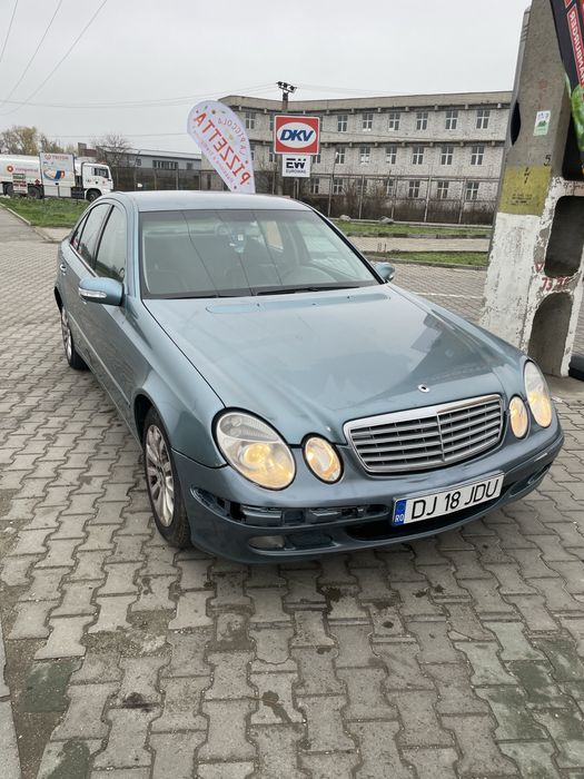 Mercedes e class usor avariat 2.2diesel