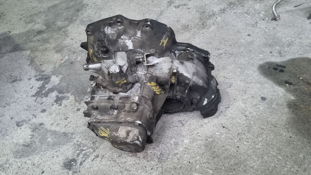 Cutie viteze 5+1 opel astra h. 16 16 v  xe