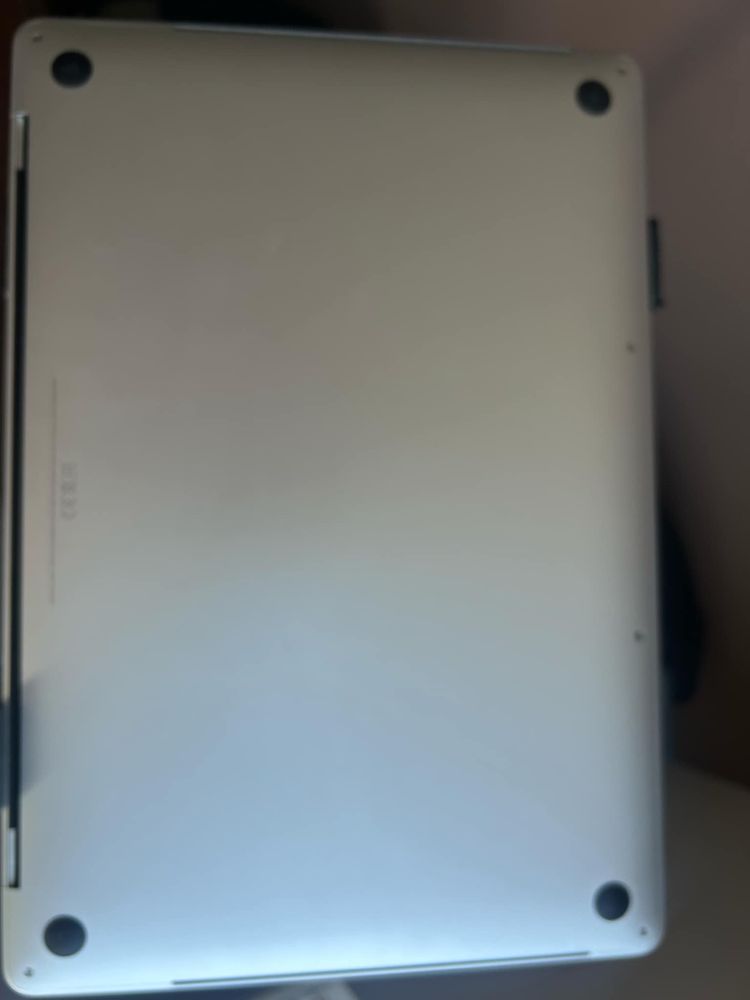 MacBook Pro 16” 2019 2.6GHz i7 16GB RAM 512 GB