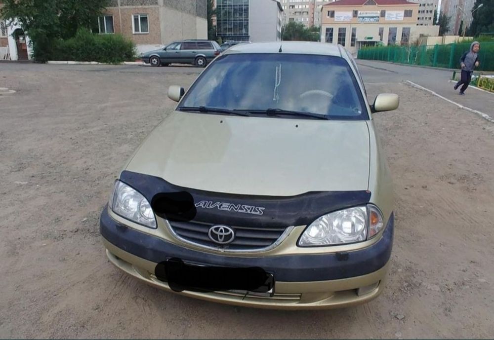 Toyota Avensis 2.0 Срочно.