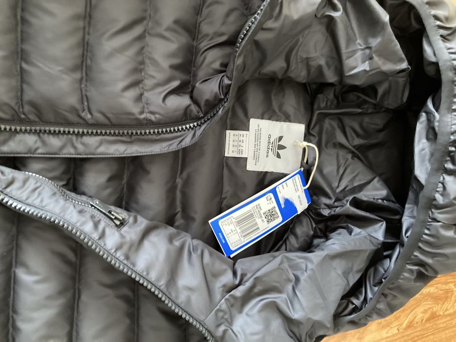 Мъжко оригинално яке Adidas размер S,M