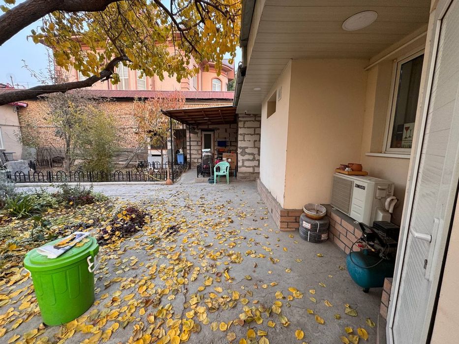 Участок 4 сотки с домом за "Mirabad avenue"