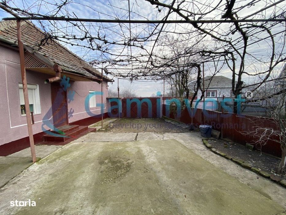 GAMINVEST  Casa de vanzare la 15 km de Oradea, Bihor V3337