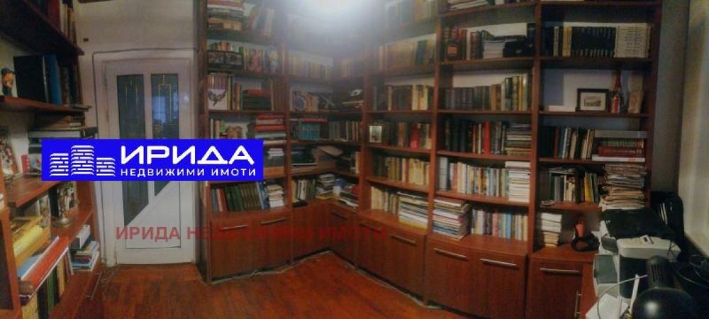 Четиристаен апартамент в  Лозенец