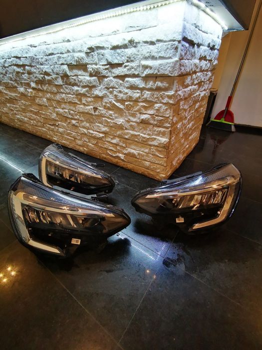 Far stânga dreapta led pure vision full led Renault Clio 5 2022/2023/2