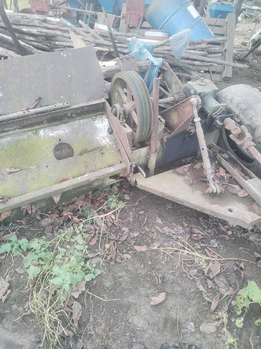 Vând tocător de panusi