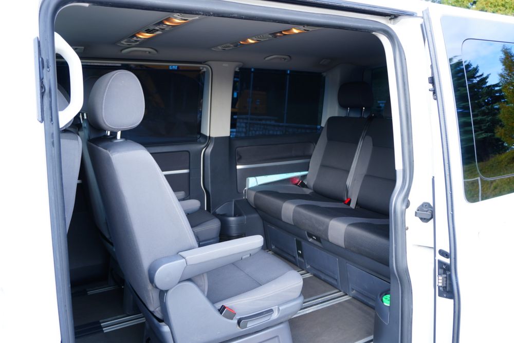 Volkswagen Caravelle 2.0 tdi 180 cp