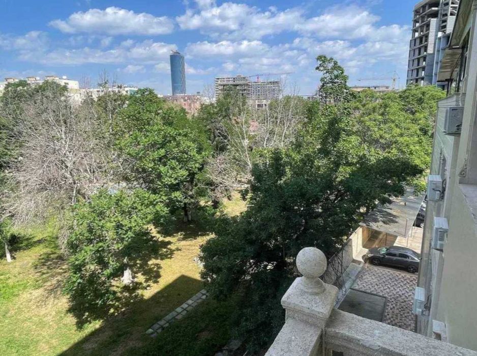 Квартира 105 кв.м (ор-р: ул. Нукусская, BMW-центр, Istanbul City)