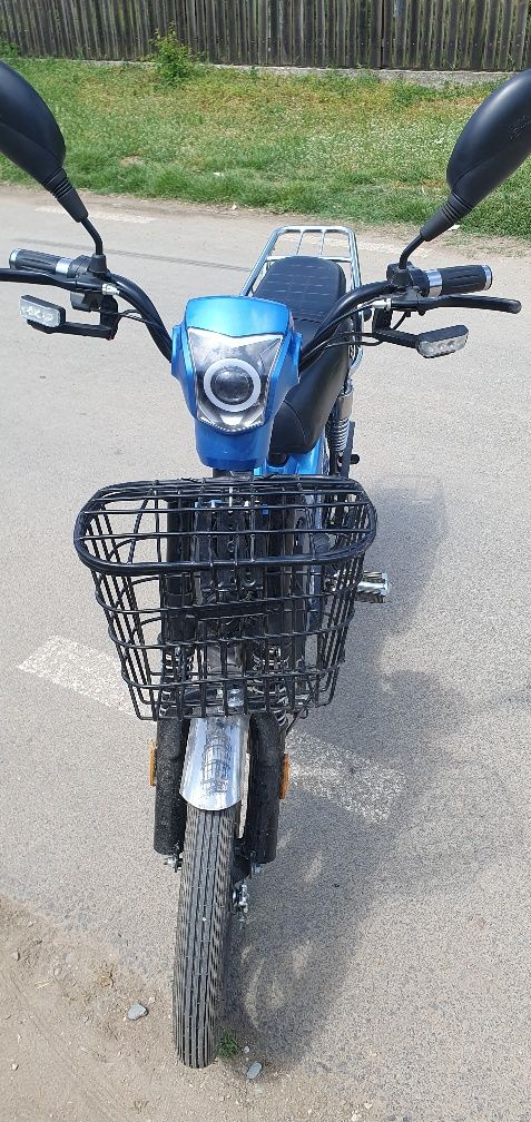 Reparații  Trotineta electrica   orice marca  scuter electric  benzin