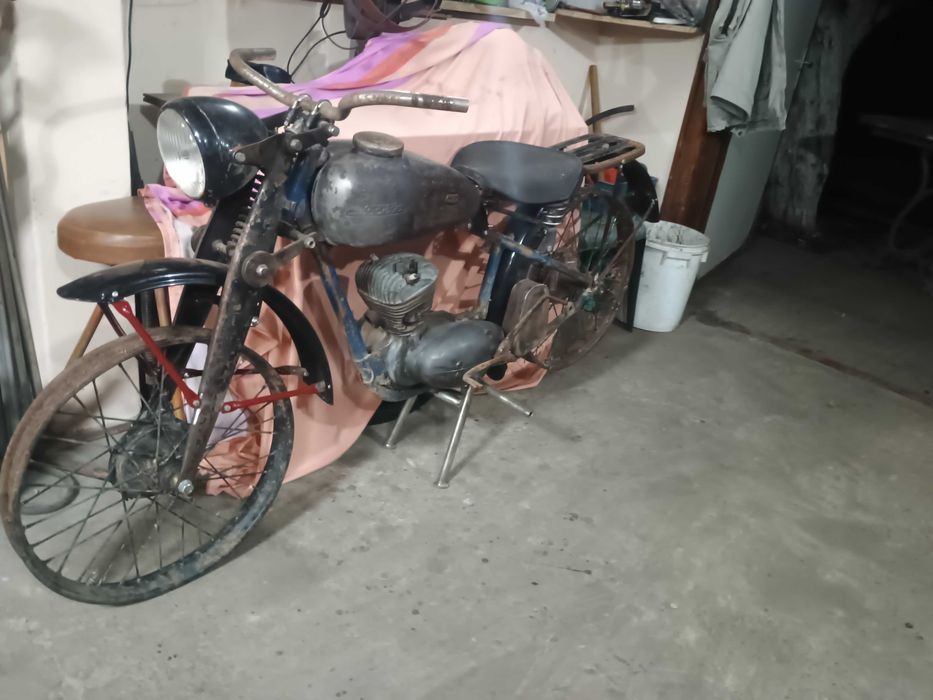 Мотоциклет Москва ретро