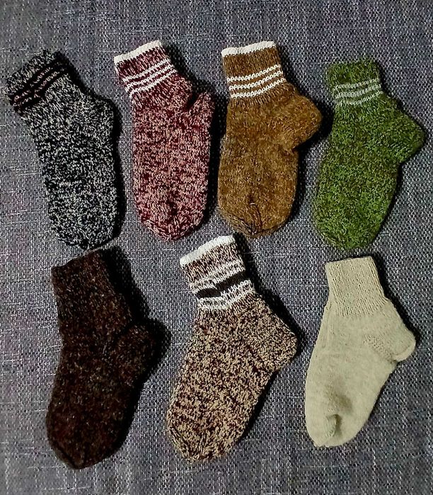 Șosete de lână croșetate manual – mărimi 39-46, diverse culori CALTUNI