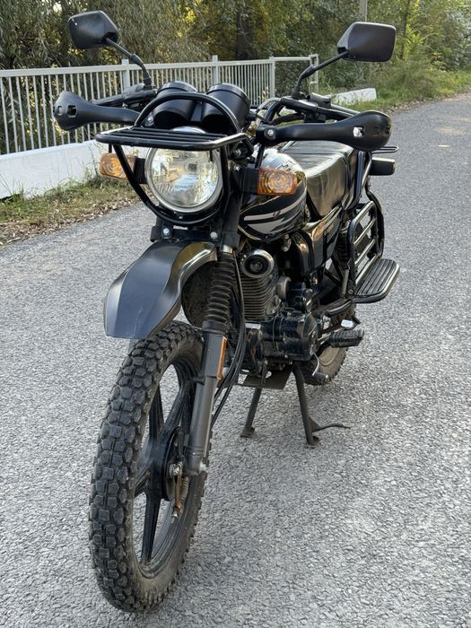 Мотоцикл GSX suzuki 200 кубов