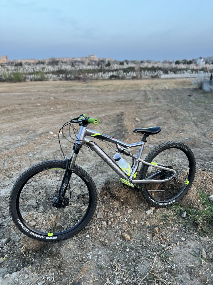 Bicicleta rockrider st 900 s