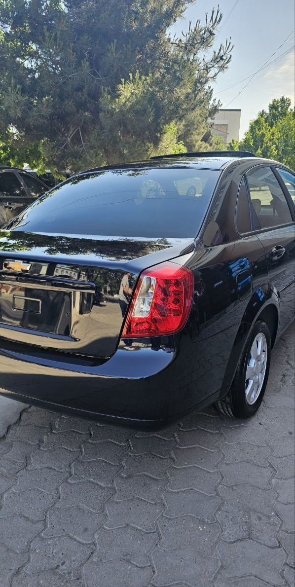 Gentra darkmoon blue 3 A/T full pozitsiya lyuk, Abs va magnitafon