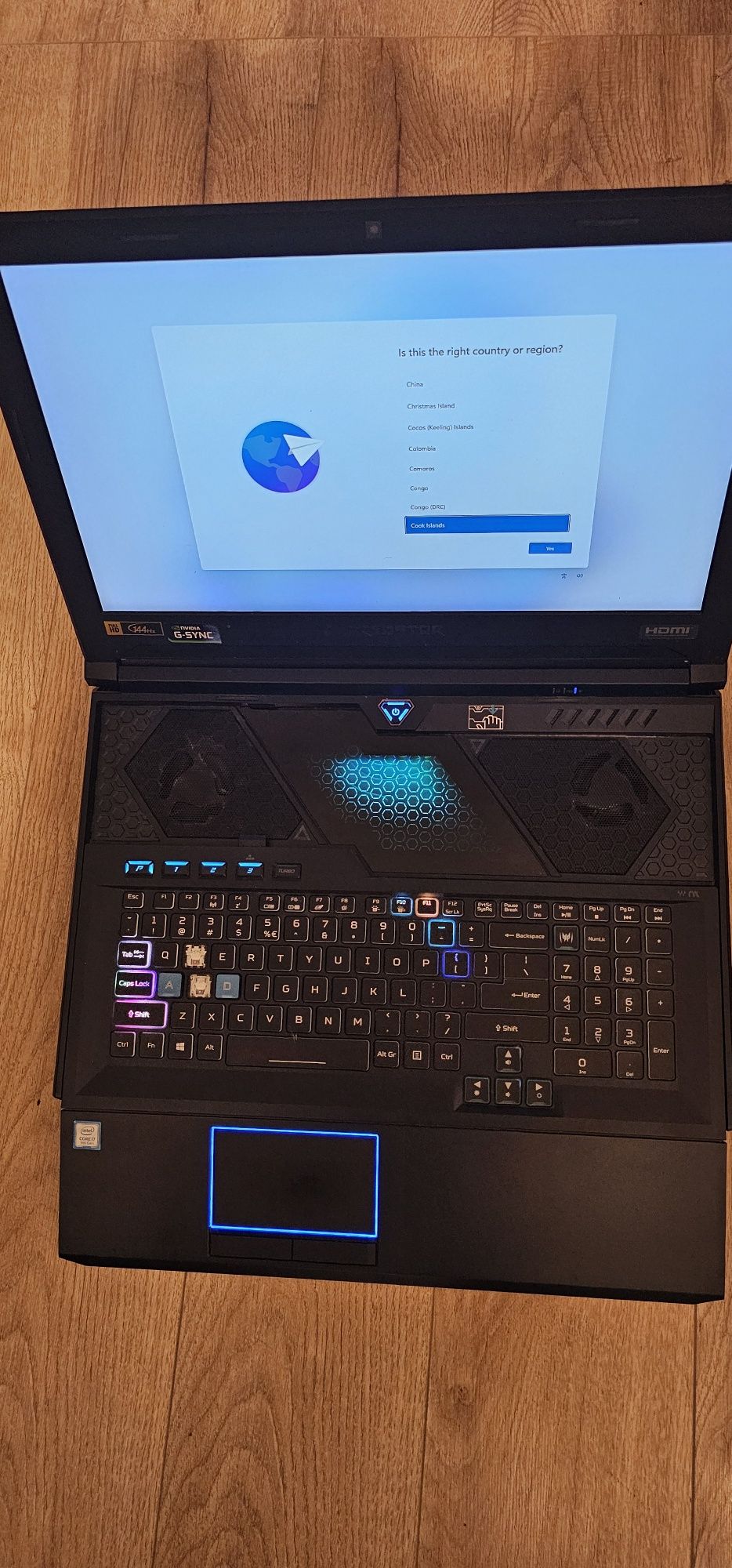 Predator Helios 700