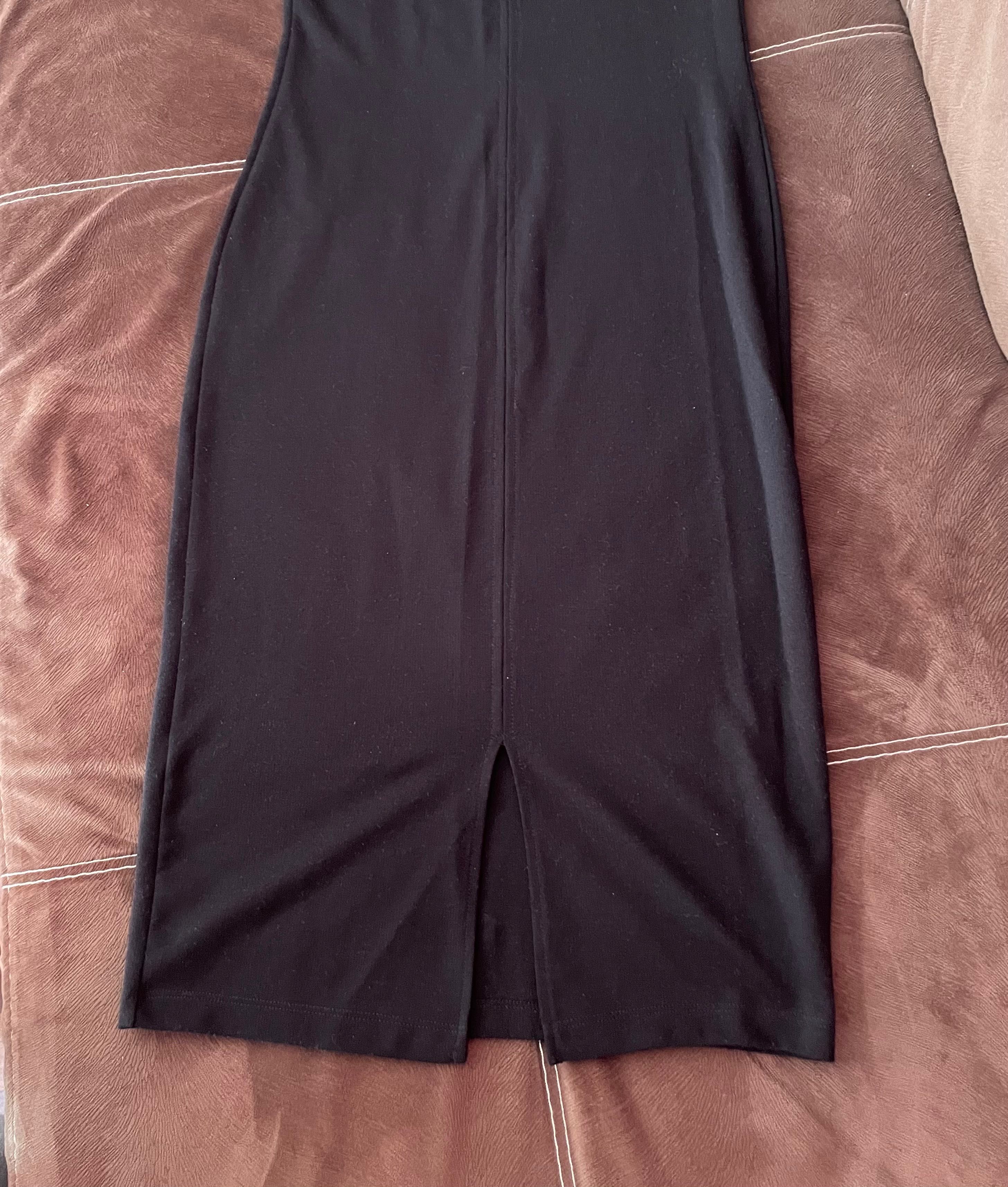 Вталена рокля ZARA