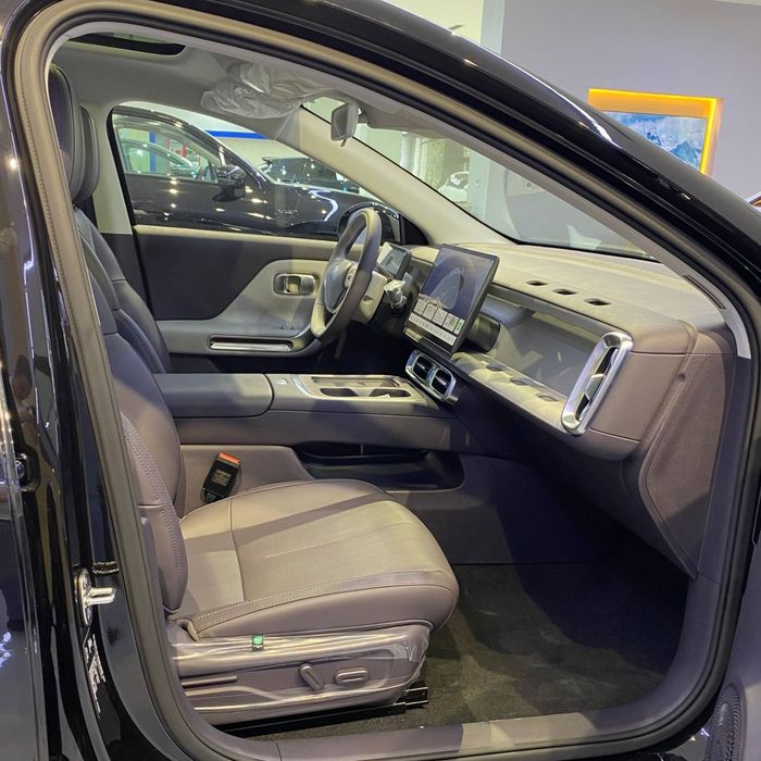 Leapmotor  B01 550KM EV Premium Full 3 yil kafolat