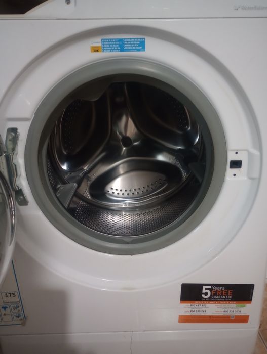 Mașină de spălat rufe Indesit 6kg