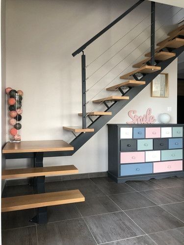 Scari metalice de interior