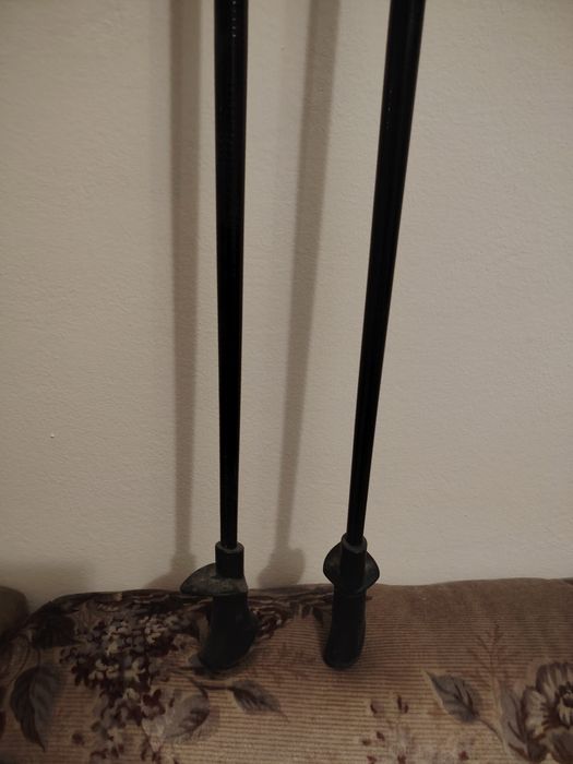 Bețe drumeție folosite o dată