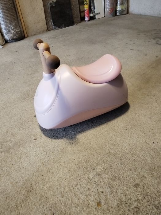 Sizzy Pink
Количка за яздене