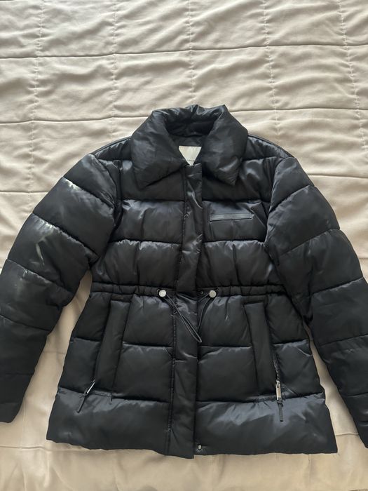 Продам куртку calvin klein