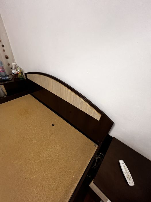 Cadru de pat cu saltea