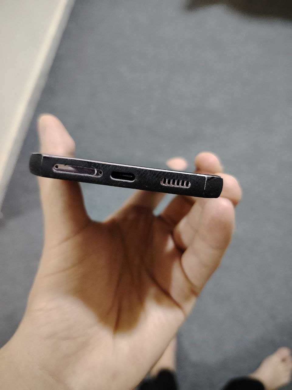 Samsung s22 8/256