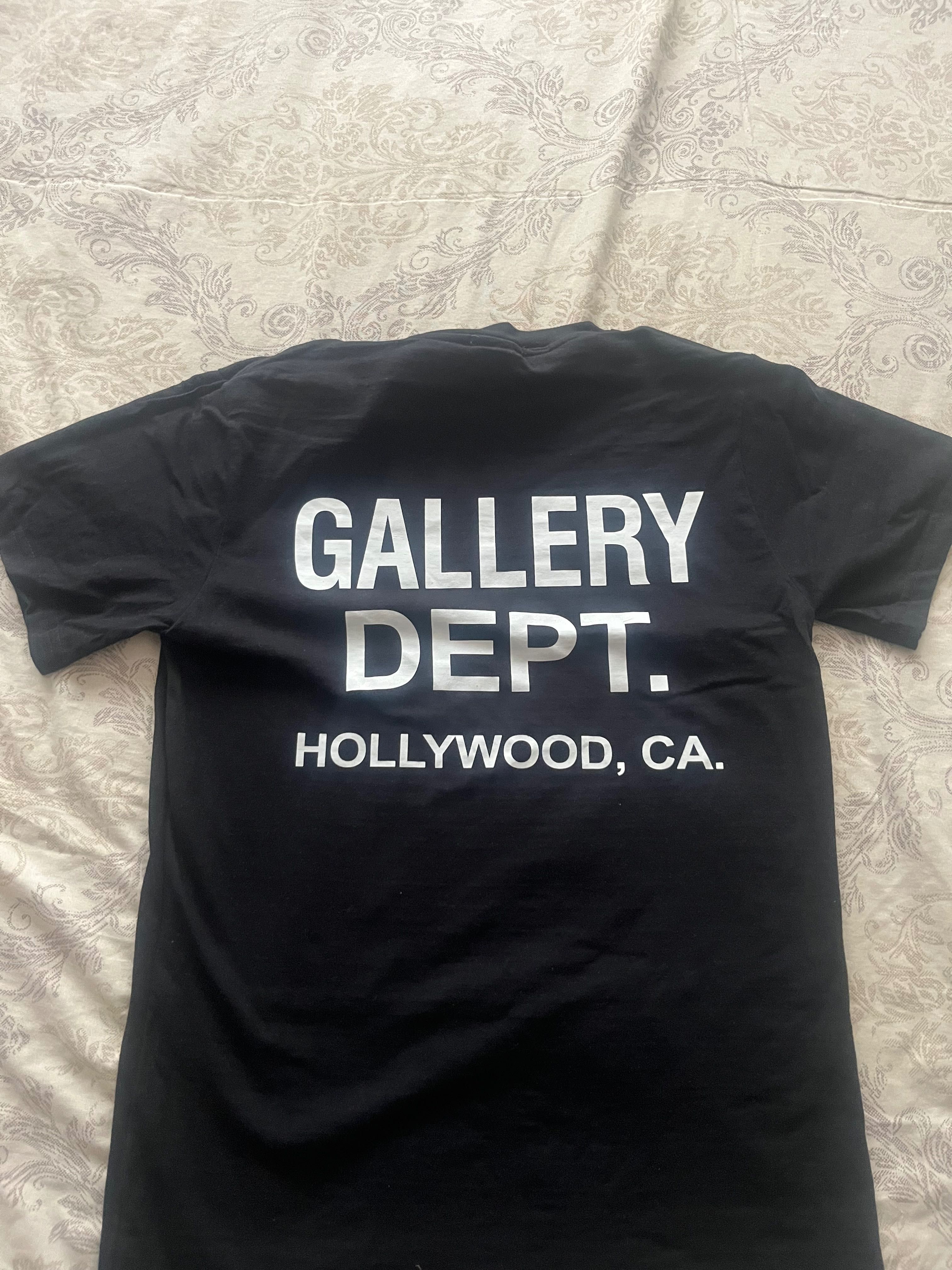 Тениска на gallery dept