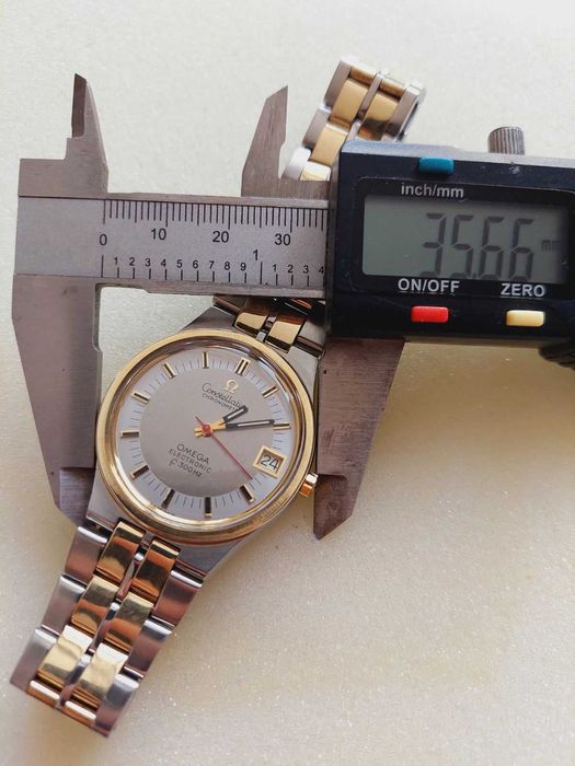 Омега,Omega Constellation,злато-стомана-електромеханичен часовник 70г.