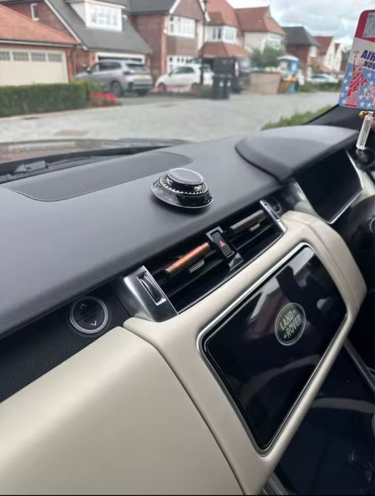 Соларен Ароматизатор за автомобил аромат на одеколон за автомобил нов