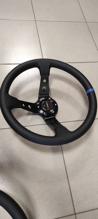 Спортен волан със изместен център