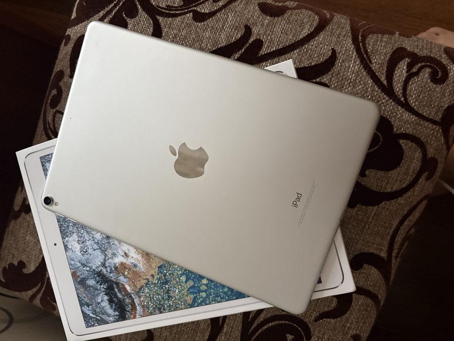 Продам ipad 10.5 64GB