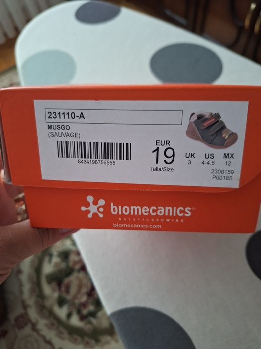 Papuci biomecanics