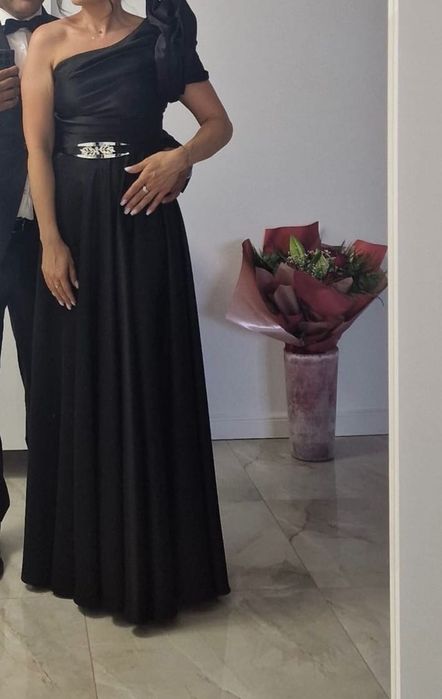 Rochie neagră de seară marimea 38