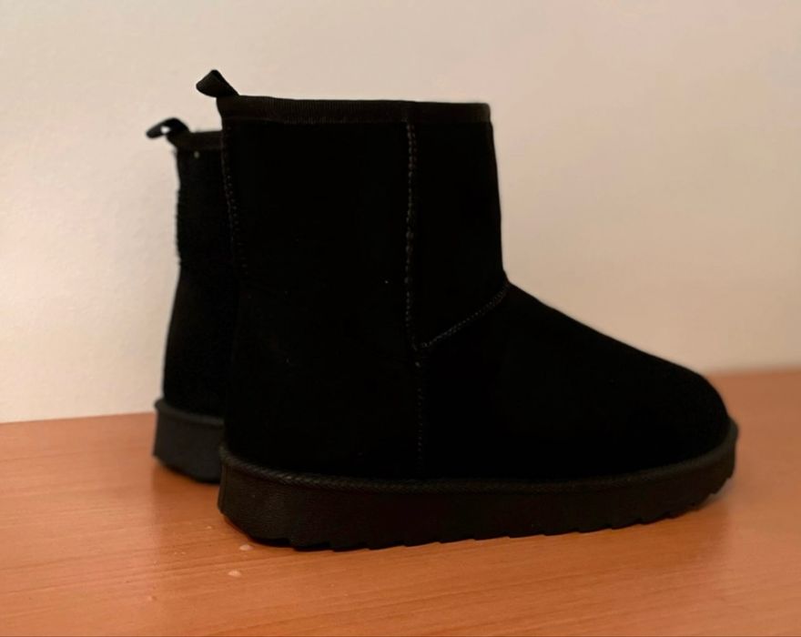 Cizme Dama model clasic comenzi fac dosr pe vinted