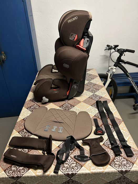 Vand scaun masina Recaro