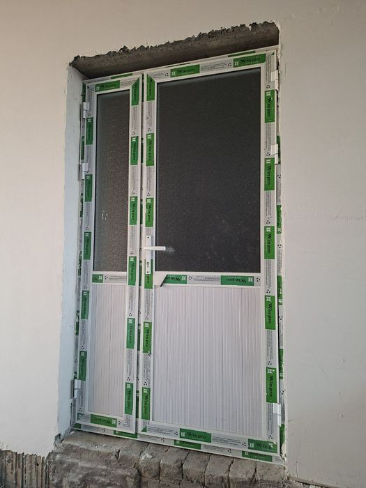 Ariston,eshik,unitaz,vanna hammasi yengi ishlatilmagan